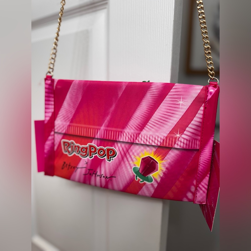 NWT Betsey Johnson x Ring Pop Bright Pink Crossbody bag Limited Edition - Picture 8 of 12